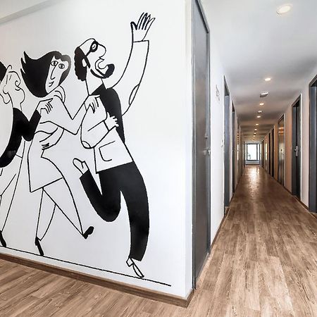 Townhouse Relax Inn Chinhat Экстерьер фото